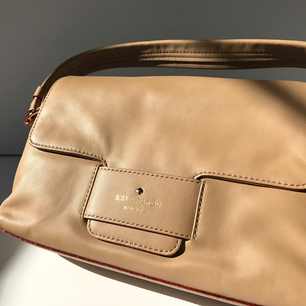 ♥️ Kate Spade Taupe Shoulder Bag